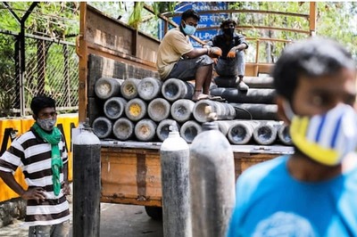 Court Directs Delhi Govt to Release Remdesivir, Oxygen Seized by Police for Use in Hospitals