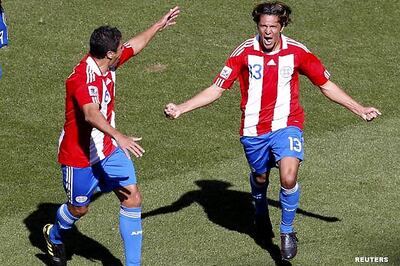 Paraguay turn to striker trio for Kiwi test