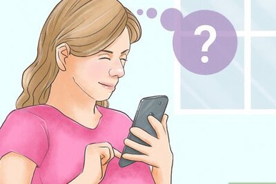 How to Text a Girl on Valentine's Day