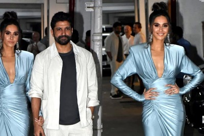 Shibani Dandekar Wows in Sexy Plunging Gown at Her Wedding Bash; Farhan Akhtar Looks Smitten