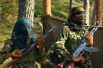 Two Army Personnel Injured after Militants Fire At Their Vehicle in Kulgam