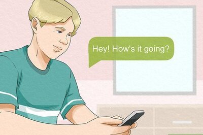 How to Ask Someone Out in Person or over Text