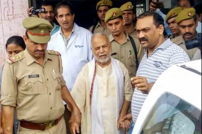 Law Student Disowns Sexual Abuse Statement Against Ex-Union Minister Chinmayanand, Prosecution Seeks Action for Perjury