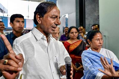 Mamata-KCR Meet in Kolkata, Discuss 'Third Front' Ahead of 2019 Lok Sabha Polls