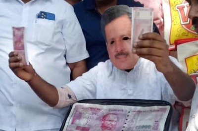 Karnataka Bribegate Widens as KSDL Employees Union Acusses Board of Tender Inflation, Rs 300 Cr Corruption