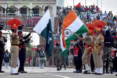 Coronavirus Outbreak: Retreat Ceremony at Attari-Wagah Border to be Conducted Without Spectators