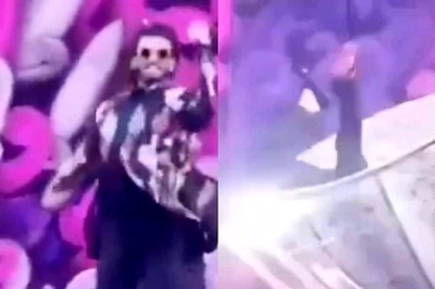 Ranveer Singh Trolled After He Trips And Falls Inside a Dhol During Performance, Old Video is Viral