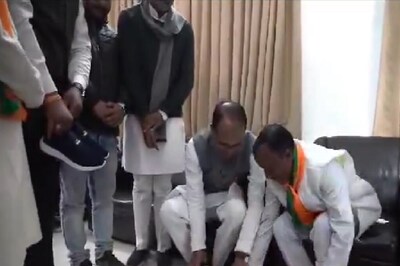 BJP Functionary in MP Wears Footwear After 6-year Gap as His Wish of Seeing Party at Helm Fulfilled