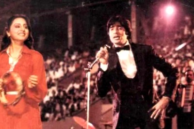 Why Newly Engaged Neetu Kapoor Cried On The Sets Of Yaarana In Kolkata