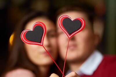 Valentine's Day 2023: Vastu Expert Shares Things You Shouldn't Gift Your Partner
