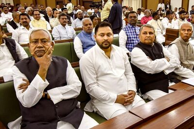 Videos of ‘Attack’ on Hindi-speaking Migrant Workers in TN Surface, Bihar Sends Top Officials to Probe