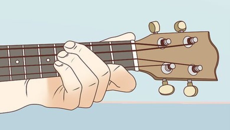 How to Play an E Chord on the Ukulele