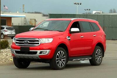 2018 Ford Endeavour SUV Spied Completely Undisguised with Visual Changes