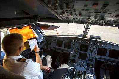 Poor English of Pilots Risks 'Air Disaster' in UK Skies: Report
