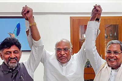 Siddaramaiah, Shivakumar to Be Sworn in as CM, Dy CM This Afternoon, 8 Legislators Likely to Take Oath as Ministers