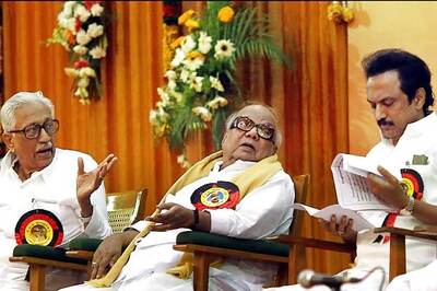 Tamil Nadu: DMK restructures district units, party polls soon
