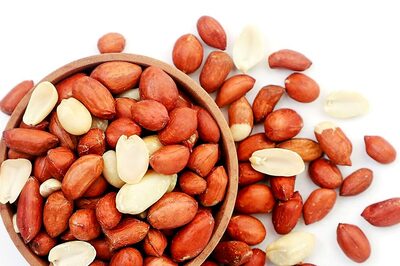 The Benefits of Eating Peanuts: Insights from Health Experts