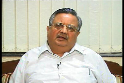 Raman Singh discusses tackling of Naxal problem