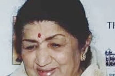 Lata Mangeshkar Still In ICU, To Be Under Observation For Another 8-10 Days
