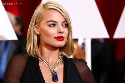 Snapshot: Margot Robbie reveals new hairdo at Oscars 2015