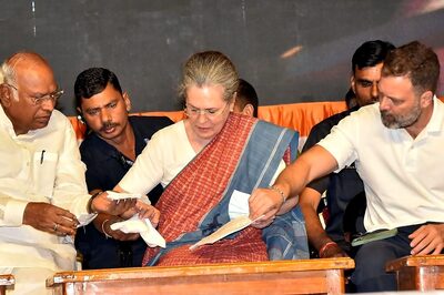 Congress to Sound Poll Bugle with Mega Rally in Nagpur; Kharge, Sonia to Address Event