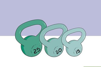 How to Exercise With a Kettlebell