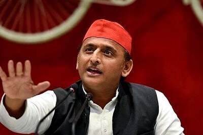 'Farmers Double Hit in BJP Rule': Akhilesh Attacks Yogi Adityanath Govt Over DAP Fertiliser Price Hike