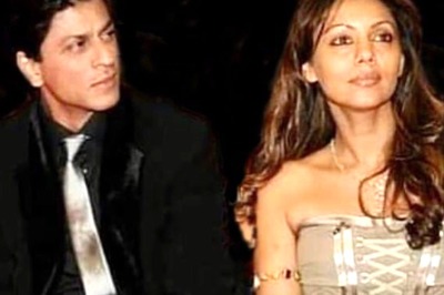 Shah Rukh Khan's CA Once Asked Him to Learn Making Money From Gauri Khan, Reveals Karan Johar