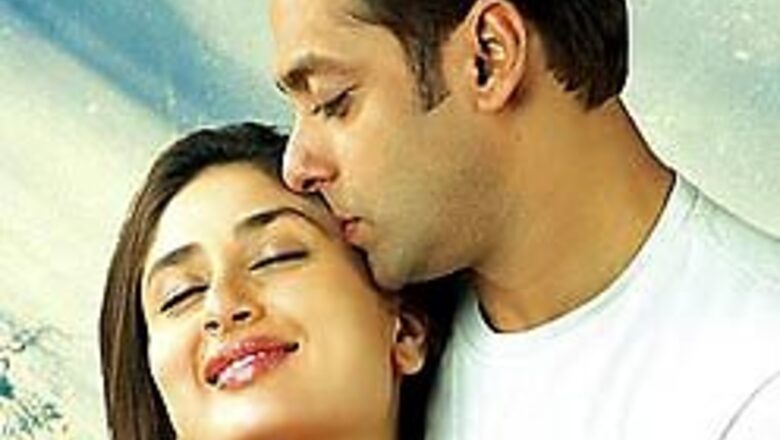 Salman, Kareena mobbed in the Capital