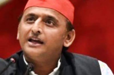 BJP People Know How to Drive 'Jeep and Jeebh': Akhilesh Yadav