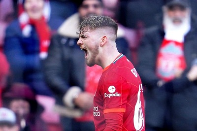 Harvey Elliott’s Father Gets Emotional as Liverpool Teenager Scores on His Return from Injury | WATCH