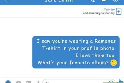 How to Chat with a Girl on Facebook