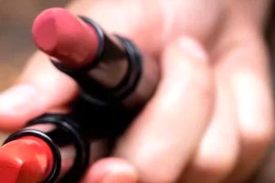 National Lipstick Day 2024: Lipstick Hacks You Didn't Know You Needed