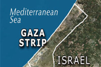 Palestinian gunmen kidnap AP lensman