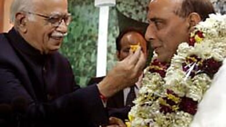Rajnath sees no threat from Advani