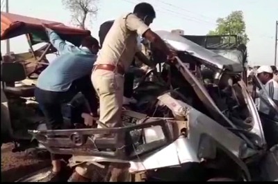 12 Killed on Way to Relative’s Funeral as Sand-Laden Tractor Crashes Into Jeep in MP