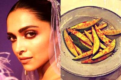 After Kareena Kapoor Khan, Deepika Padukone Expresses Her Love for Raw Mangoes