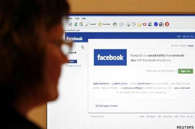 30 pc firms to block social media access by 2014