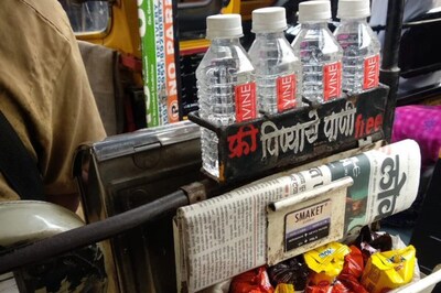 Mumbai Auto Driver Provides Free Water And Biscuits To Passengers, Wins Hearts