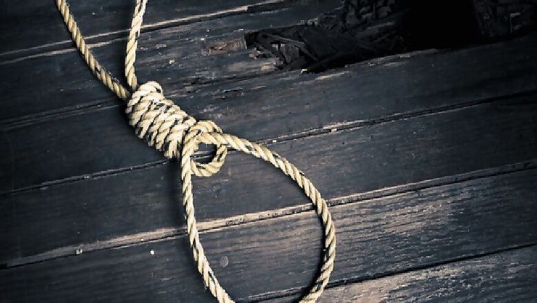 11-year-old Hangs Self After Being Punished by Class Teacher