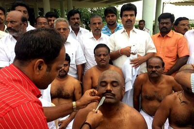 AIADMK MPs, MLAs Tonsure Head as Mark of Respect to Jayalalithaa