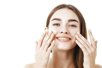 Explore Sustainable Skincare Practices for A Healthier Planet