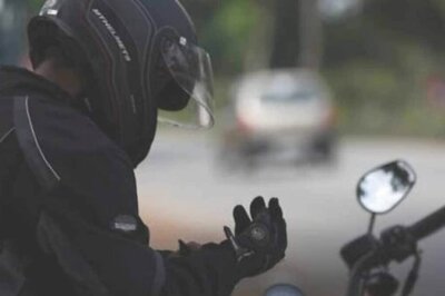 Mumbai: Mob Beats Up Biker After He Attacks Woman With Helmet In Road Rage Incident