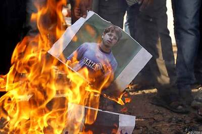 Bookie on way to Dubai held at Hyderabad airport