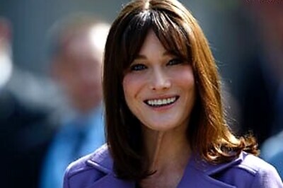 Carla Bruni accepts Woody Allen film offer