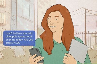 How to Get Attention from a Guy over Text