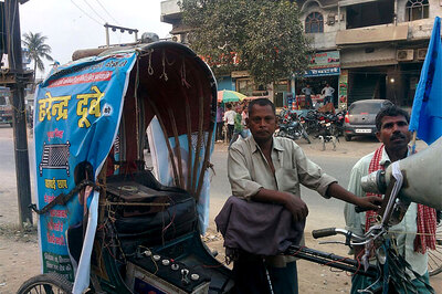 With Narendra Modi in his heart, this rickshaw puller in Siwan campaigns for an independent candidate