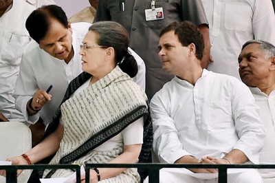 Rahul's Fight Within Cong Was a Struggle with Ahmed Patel Too: Why 'Young vs Old' Tussle May Finally be Over