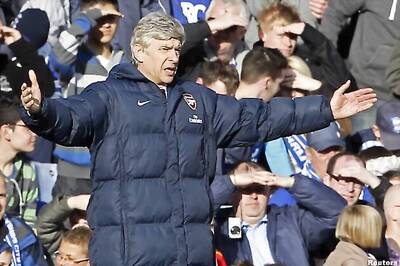 Pressure mounts on Wenger in denial