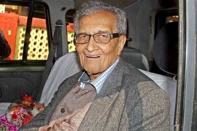 Amartya Sen Documentary Crosses 'Cow' and 'Hindutva' Hurdles, But 'Gujarat' Still a Roadblock